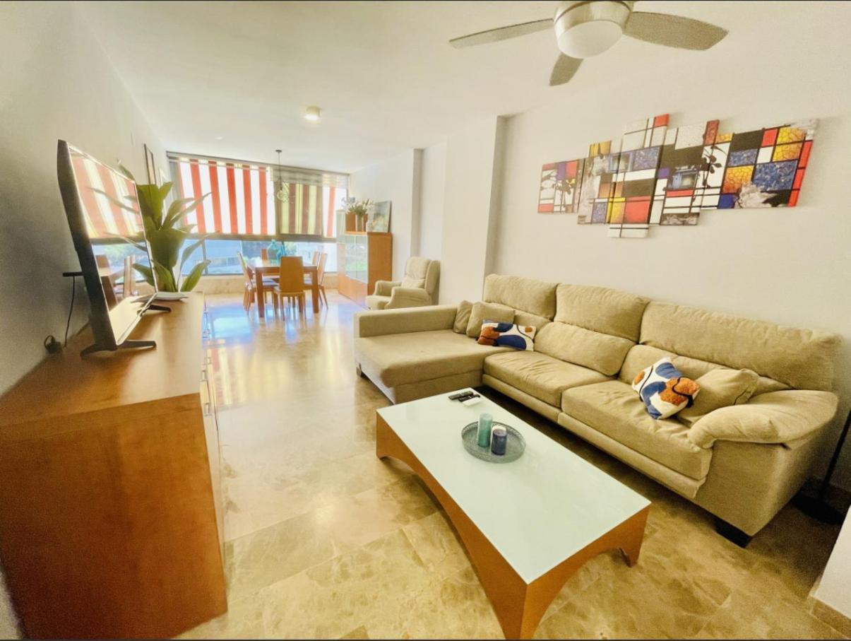 Playa De Poniente - Torre Dos Calas Appartement Benidorm